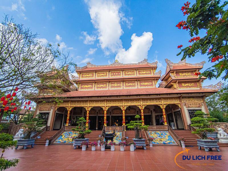 Chùa Nam Sơn linh thiêng, cầu nguyện, bình an tâm hồn